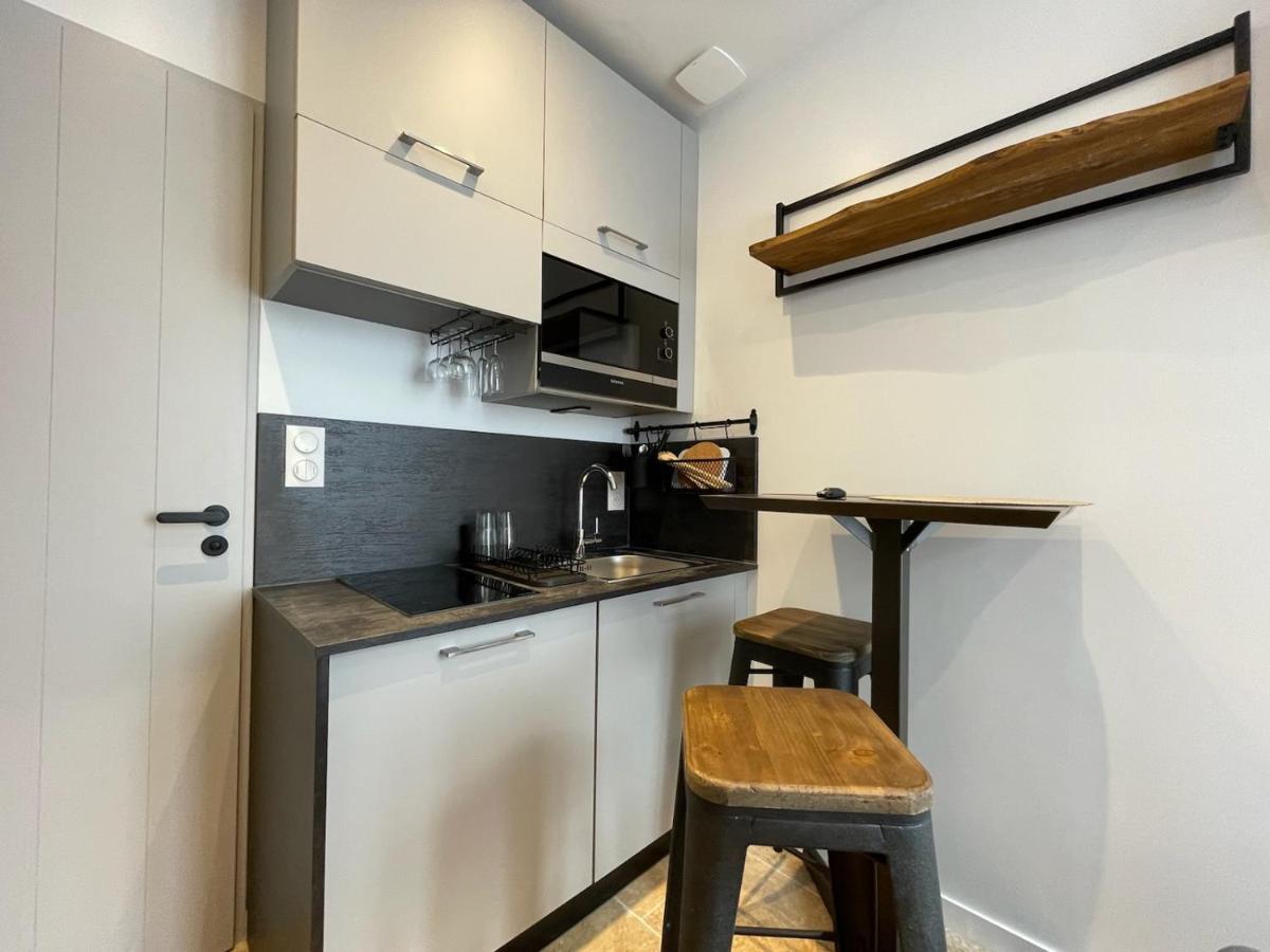 Petite Chambre Amenagee Avec Cuisine St Louis 3 La Rochelle  Exterior photo